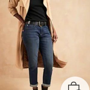 BANANA REPUBLIC FACTORY DARK WASH GIRLFRIEND JEAN